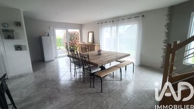 Maison - 137 m² - 7 pièces
