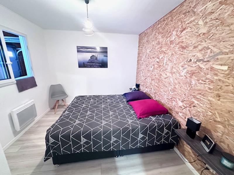 Maison - 180 m² - 8 pièces