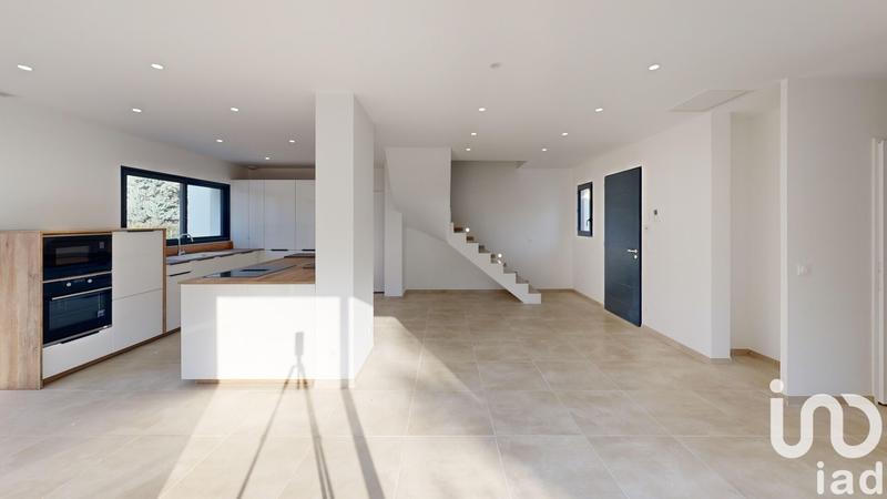 Maison - 108 m² - 5 pièces