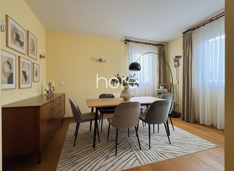 Appartement - 77 m² - 4 pièces