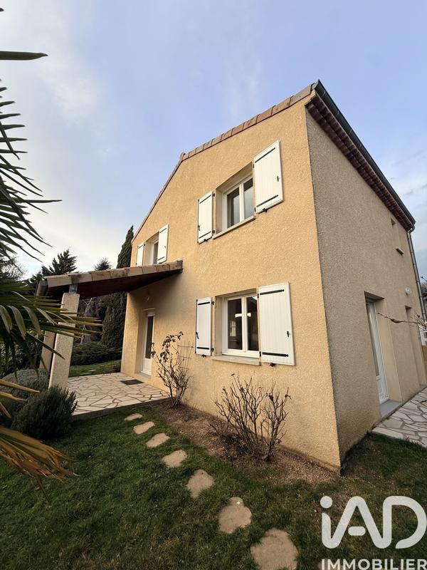 Maison - 97 m² - 5 pièces