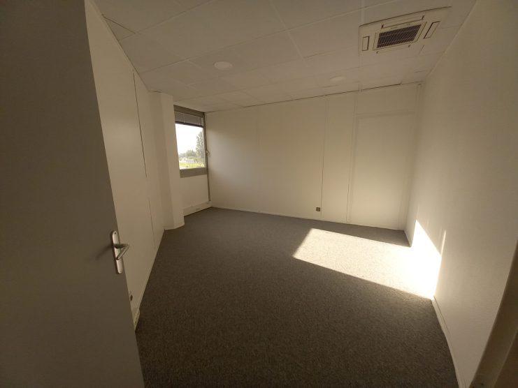 Bureau - 426 m²