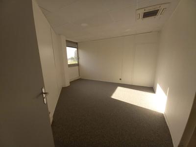 Bureau - 426 m²