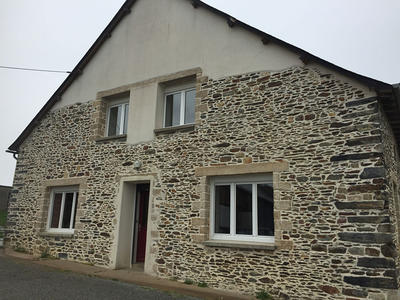 Maison - 180 m² - 6 pièces