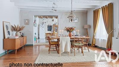 Maison - 288 m² - 8 pièces