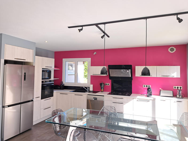 Appartement - 203 m² - 6 pièces