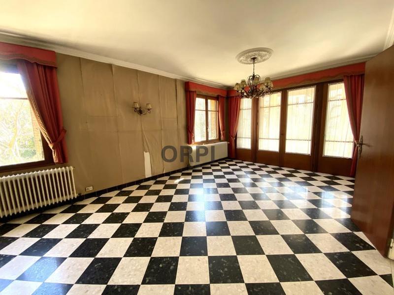 Maison de ville - 202 m² - 7 pièces