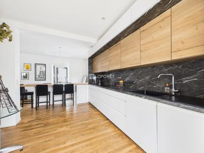 Maison - 147 m² - 6 pièces