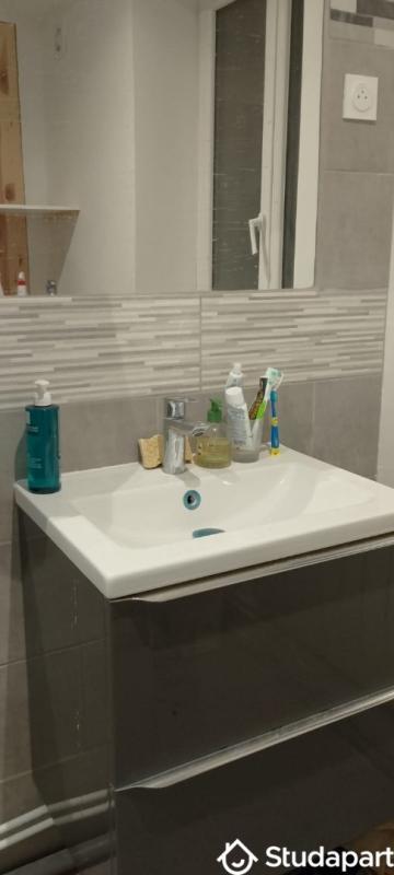 Chambre - 9 m² - 1 pièce