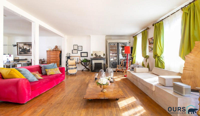 Maison - 140 m² - 5 pièces