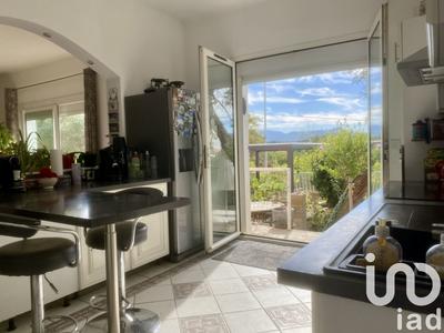 Maison - 600 m² - 3 pièces