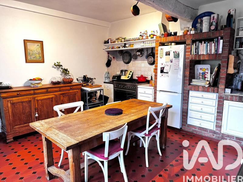 Maison - 261 m² - 10 pièces