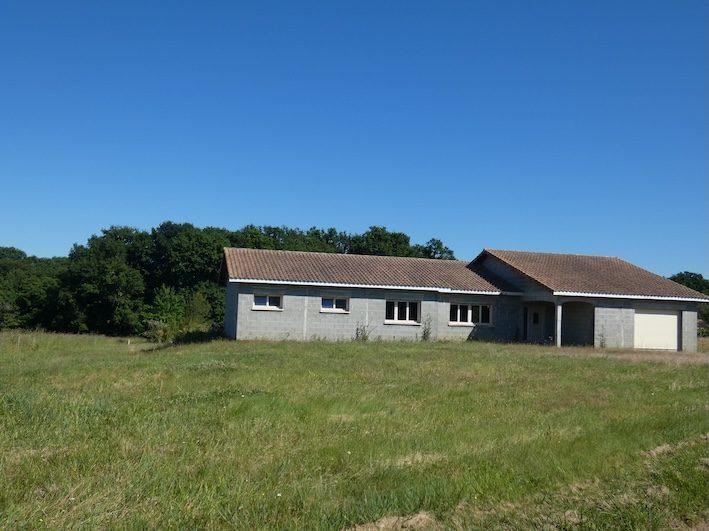 Maison - 218 m² - 6 pièces