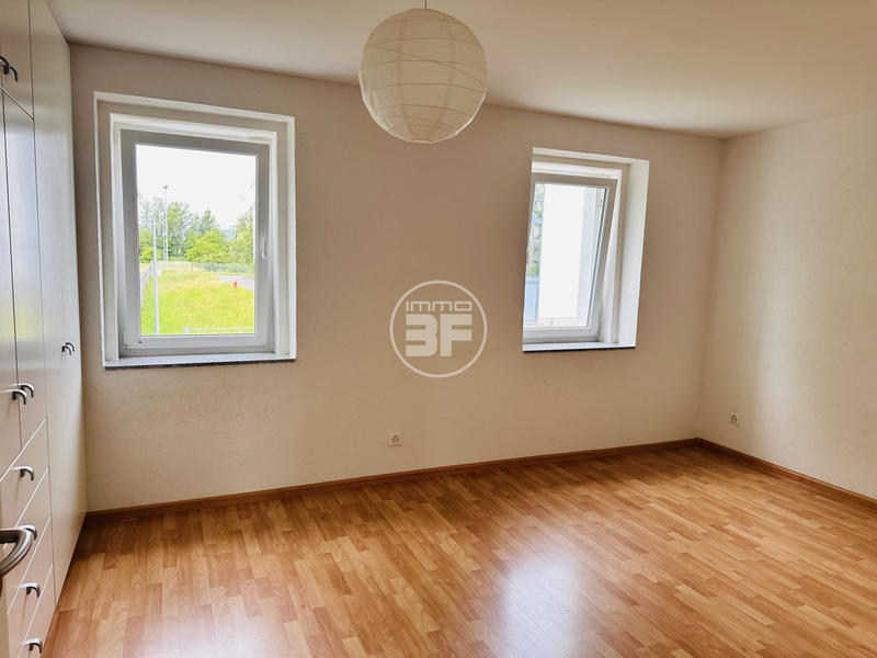 Maison - 400 m² - 7 pièces