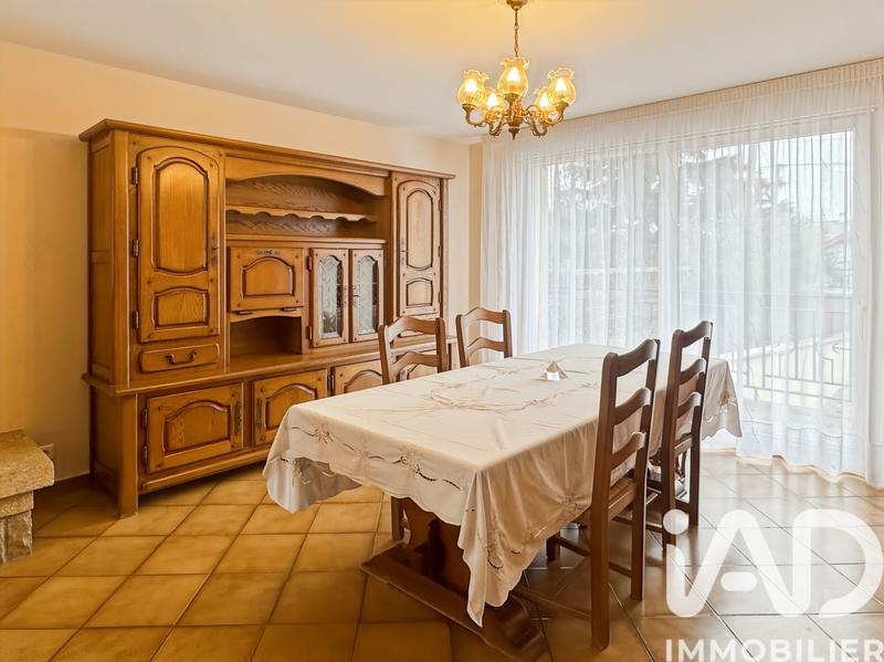 Maison - 145 m² - 6 pièces