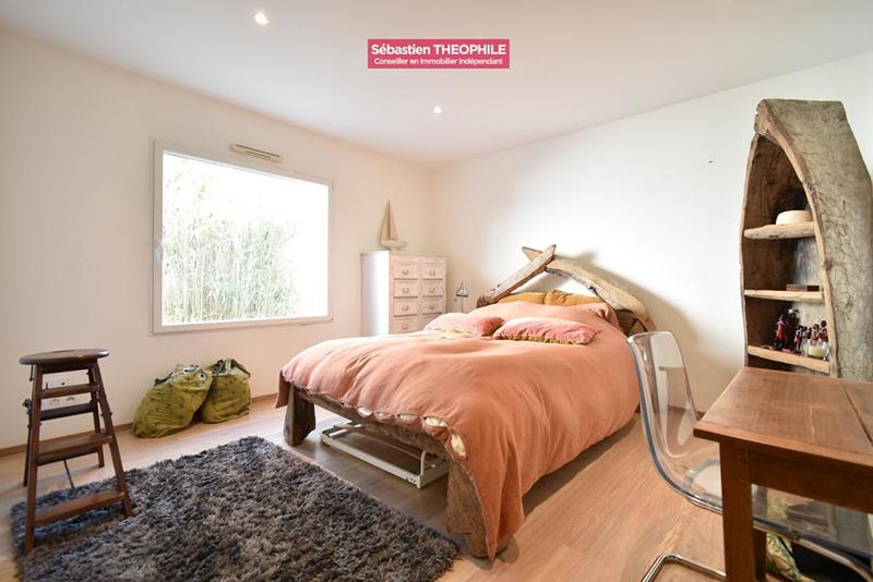 Maison - 206 m² - 7 pièces