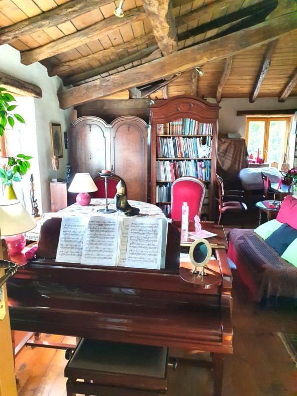 Propriété - 330 m² - 12 pièces