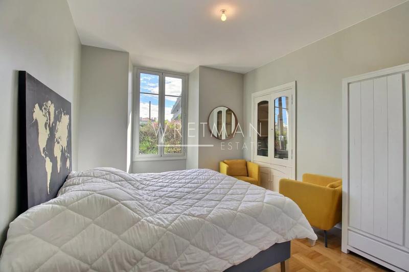 Appartement - 97 m² - 3 pièces