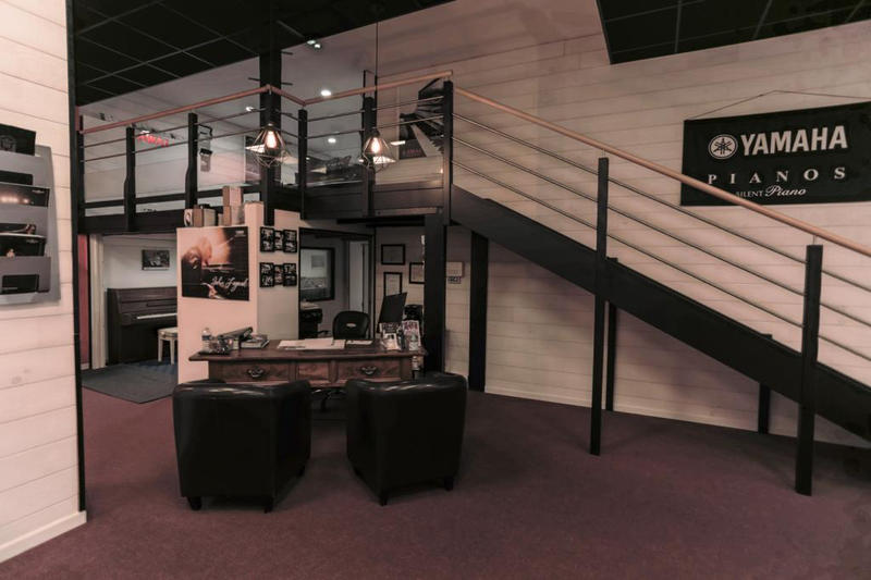 Local commercial - 200 m² - 5 pièces