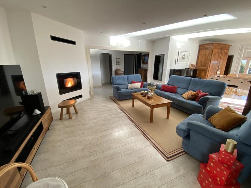 Maison - 170 m² - 7 pièces