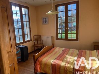 Maison - 182 m² - 7 pièces