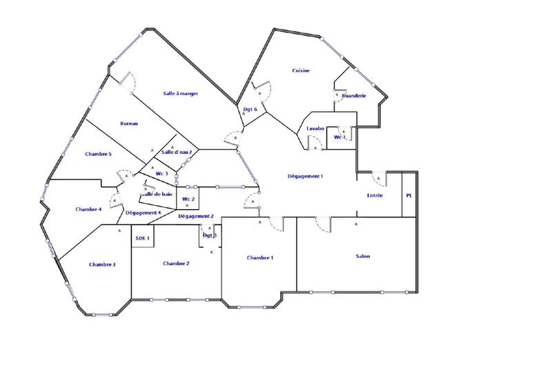 Appartement - 250 m² - 8 pièces