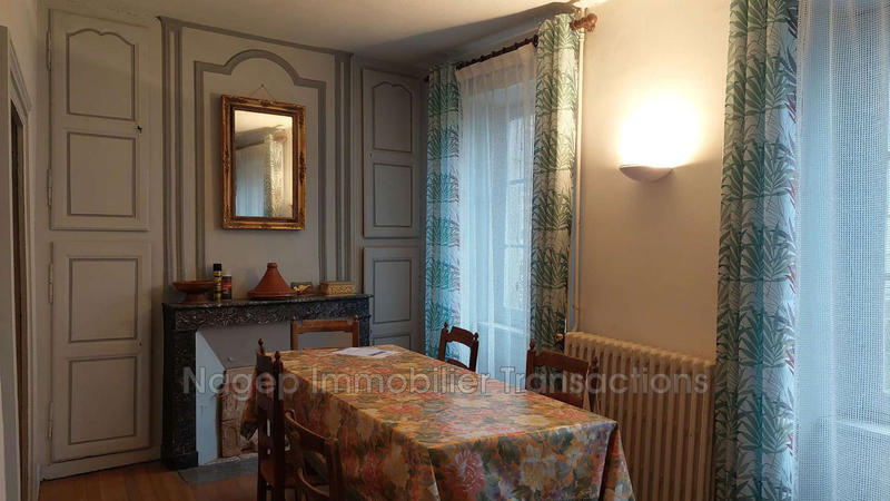 Maison - 275 m² - 5 pièces