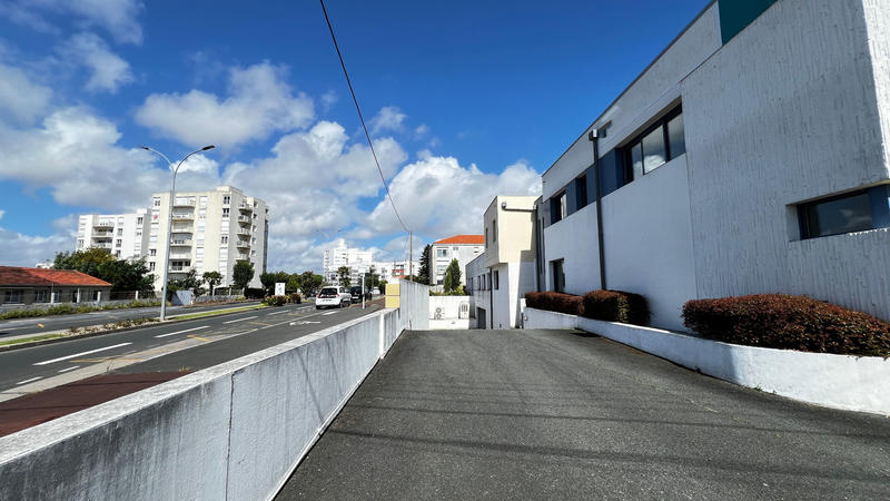 Local commercial - 577 m²