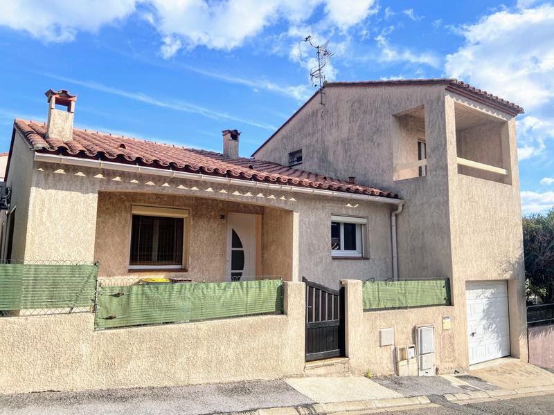 Maison - 92 m² - 5 pièces