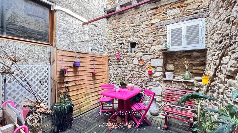 Maison traditionnelle - 110 m² - 4 pièces