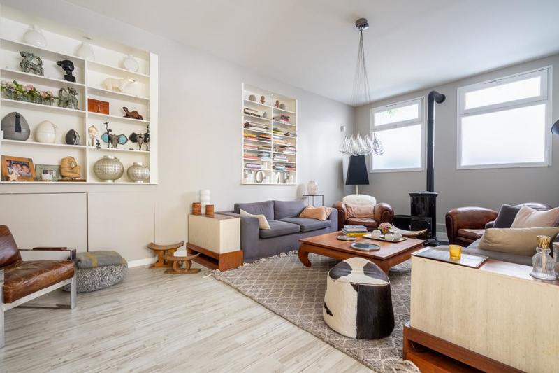 Maison - 259 m² - 10 pièces