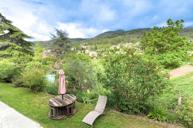 Appartement - 99 m² - 4 pièces