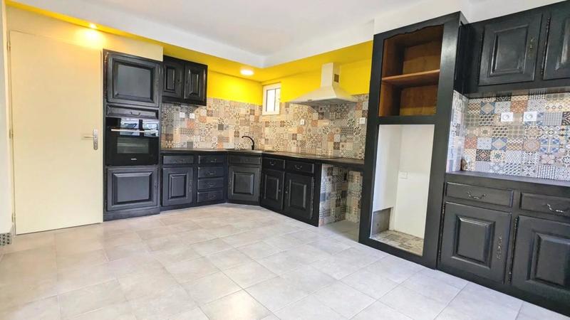 Maison - 60 m² - 3 pièces