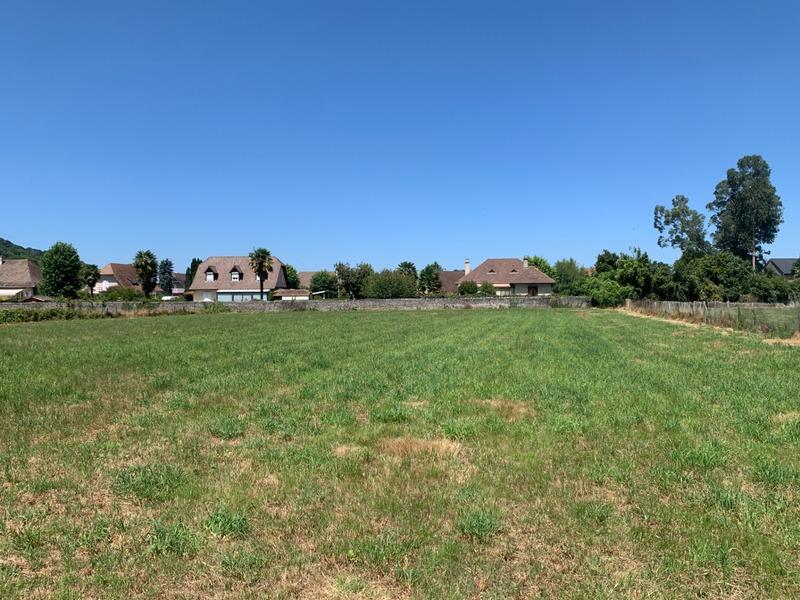 Terrain constructible - 675 m²