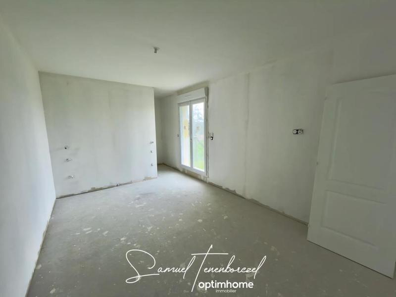 Propriété - 330 m² - 6 pièces