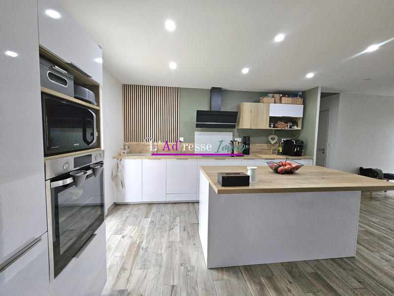 Maison - 103 m² - 6 pièces