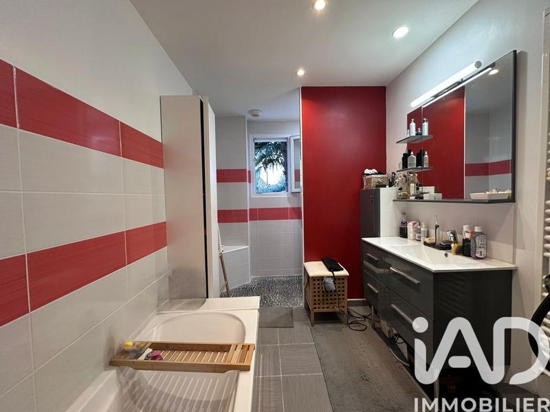 Maison - 130 m² - 6 pièces