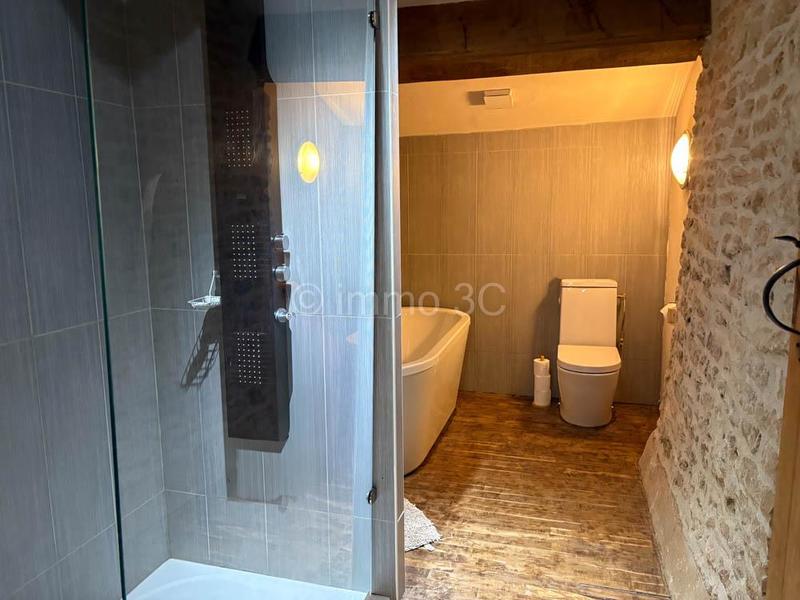 Maison - 190 m² - 6 pièces