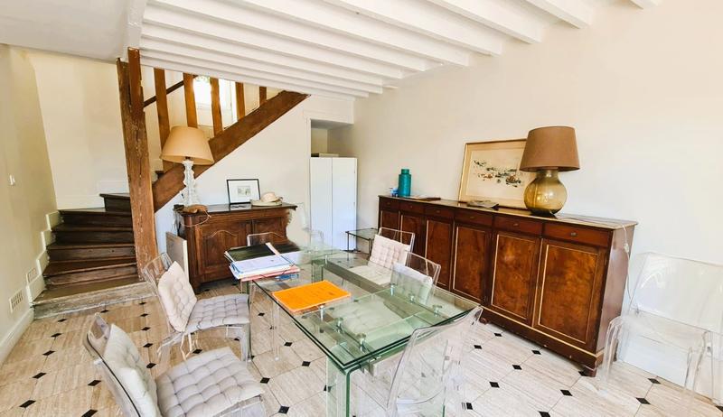 Maison ancienne - 216 m² - 9 pièces