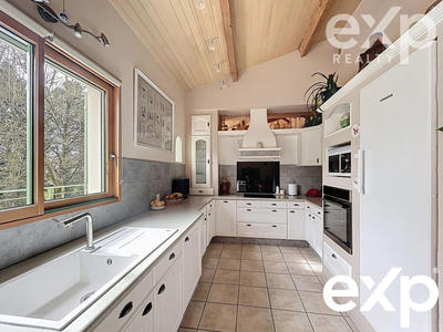 Maison - 177 m² - 6 pièces