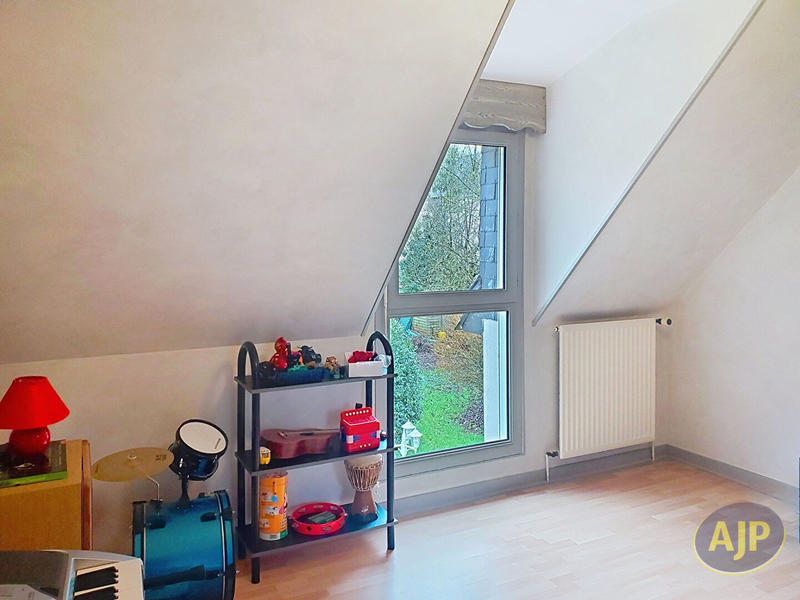 Maison - 173 m² - 7 pièces