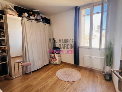 Appartement - 96 m² - 5 pièces