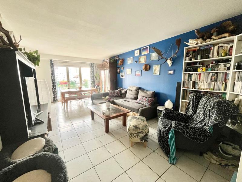 Appartement - 81 m² - 4 pièces