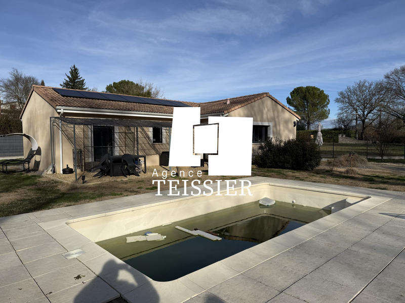 Villa - 99 m² - 4 pièces