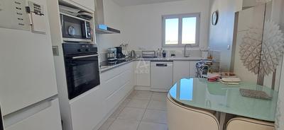 Maison - 111 m² - 4 pièces