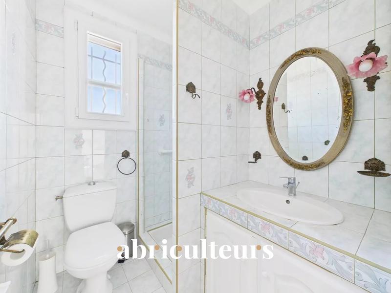 Maison - 94 m² - 5 pièces