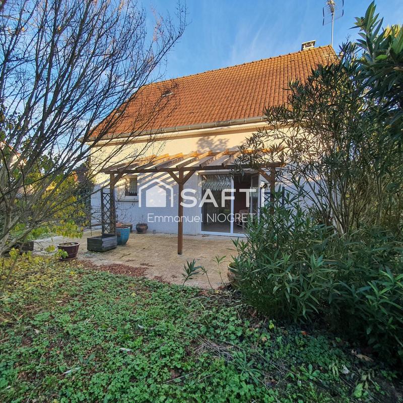 Maison - 96 m² - 5 pièces