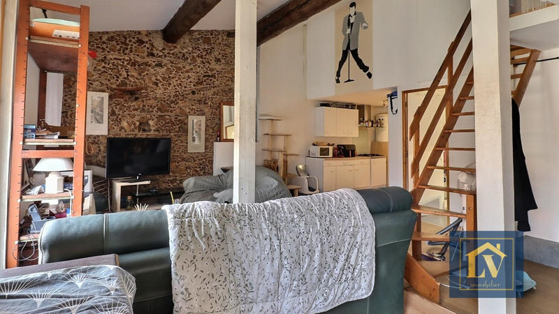 Immeuble - 9 pièces