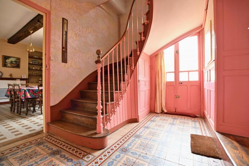 Maison - 184 m² - 6 pièces