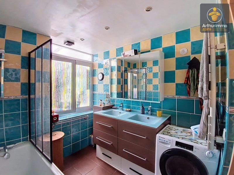 Appartement - 92 m² - 5 pièces